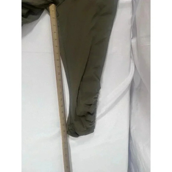 Lululemon Sunset Salutation Crop Leggings Sz 8 Fatigue Green/Ziggy Snake Pockets - Picture 5 of 10